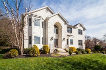 33 Frederick Pl. Cedar Knolls, 4BR Colonial, For Sale